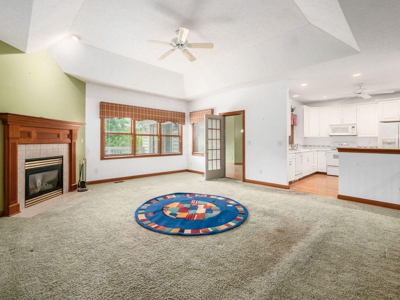 895 Linworth Village Drive , Columbus, OH 43235 Photo 18