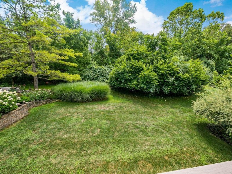 895 Linworth Village Drive , Columbus, OH 43235 Photo 37