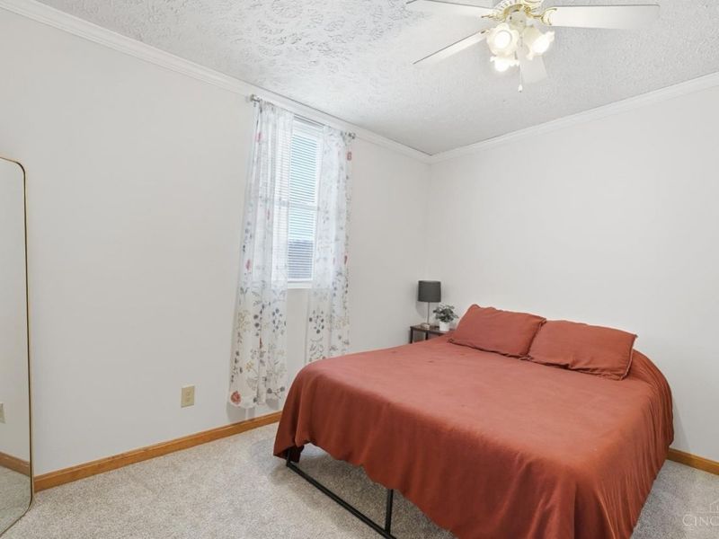 5452 Karen Avenue, Green Township, OH 45248 Photo 32