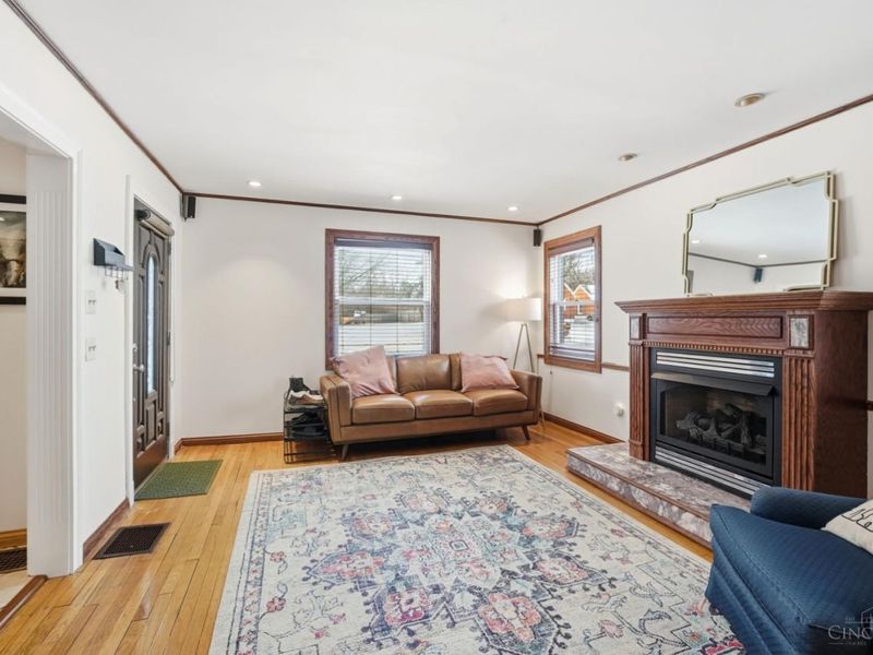 5452 Karen Avenue, Green Township, OH 45248 Photo 7