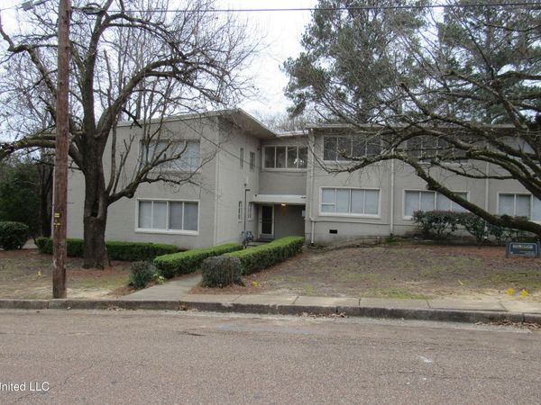 1043 Carlisle Street, Jackson, MS 39202