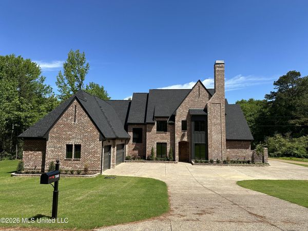 7000 Vaiden Road, Hernando, MS 38632