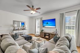 1265 Dogpatch Lane photo 4