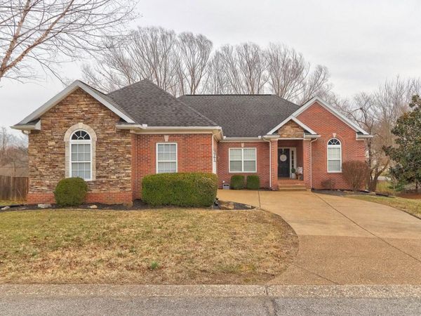 4288 Hilldale Drive, Newburgh, IN 47630