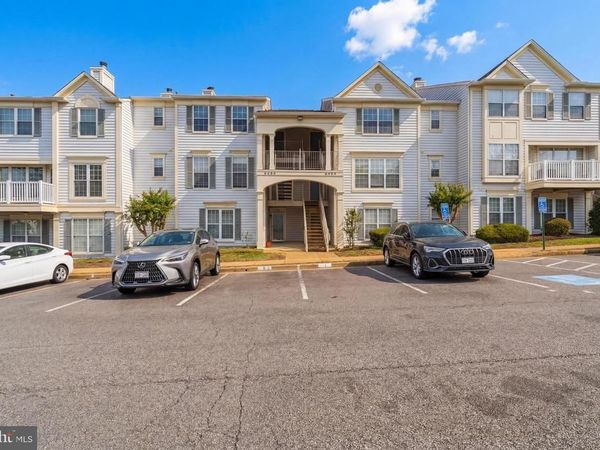 8206 B CROSSBROOK COURT, Unit 201, LORTON, VA 22079
