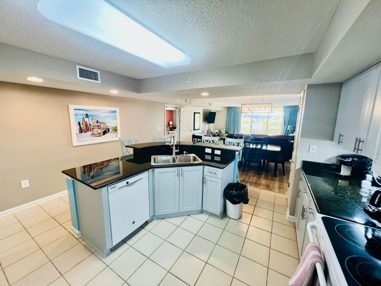 2151 Bridgeview Ct. Photo 4