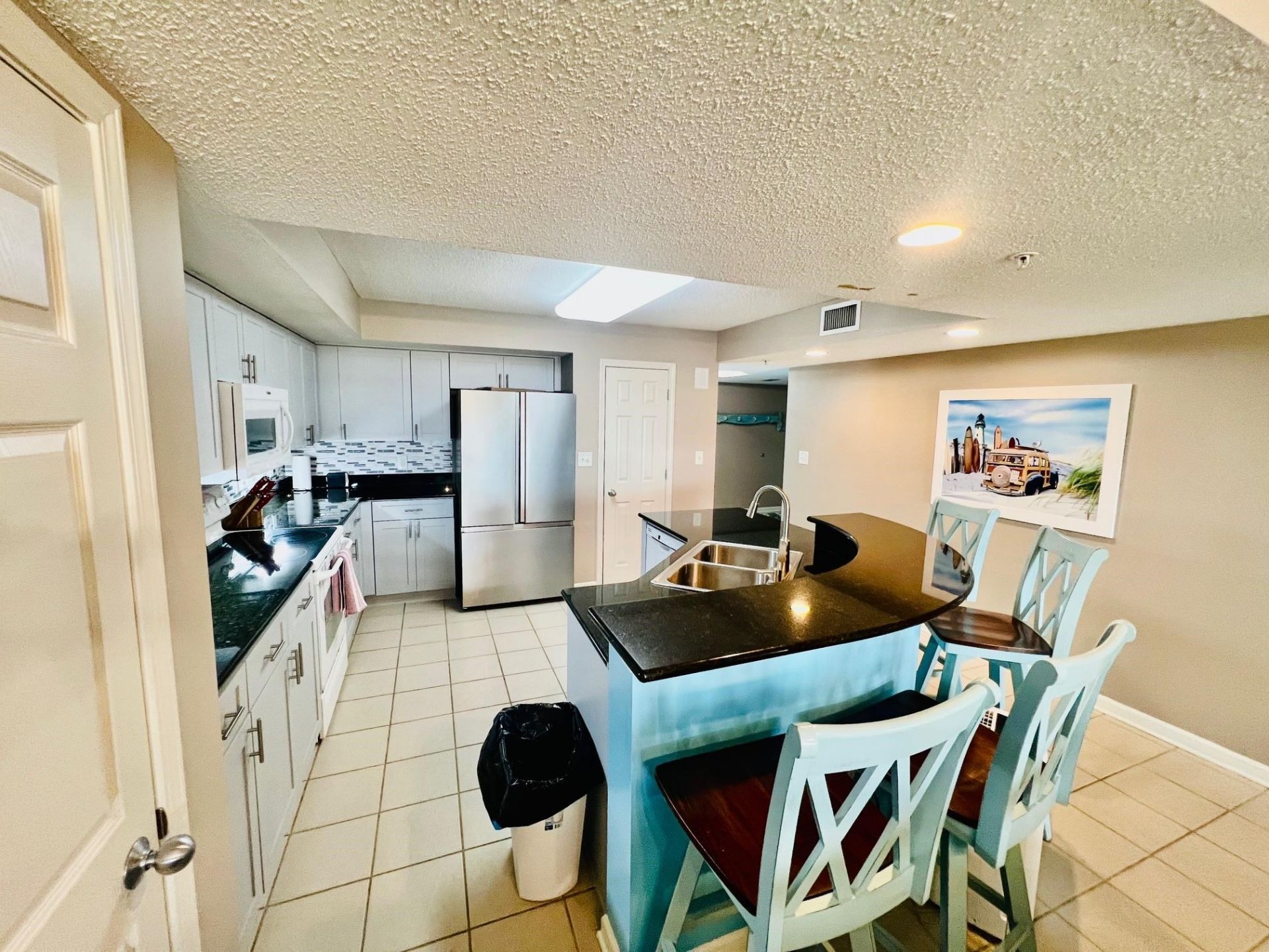 2151 Bridgeview Ct. Photo 7