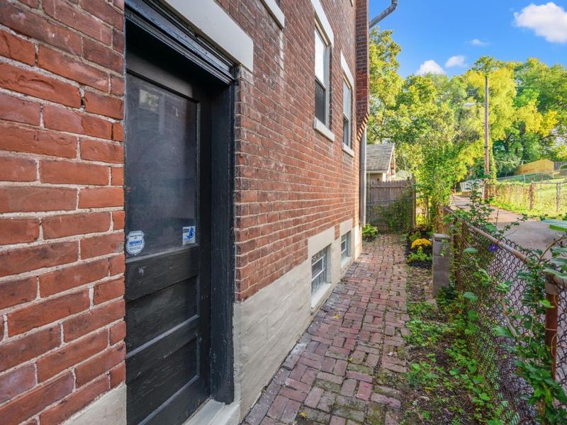 2010 Howell Street, Covington, KY 41014 Photo 37