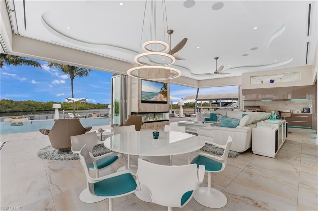 103 Montrose Dr, Fort Myers, FL 33919 Photo