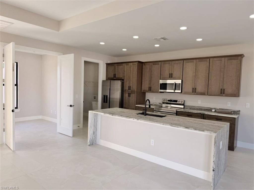 3805 7th St W, Lehigh Acres, FL 33971 Photo