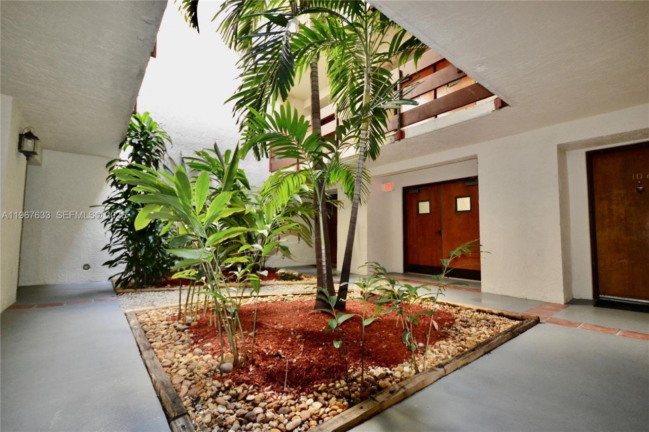 9020 SW 125th Ave , Unit F108, Miami, FL 33186 Photo