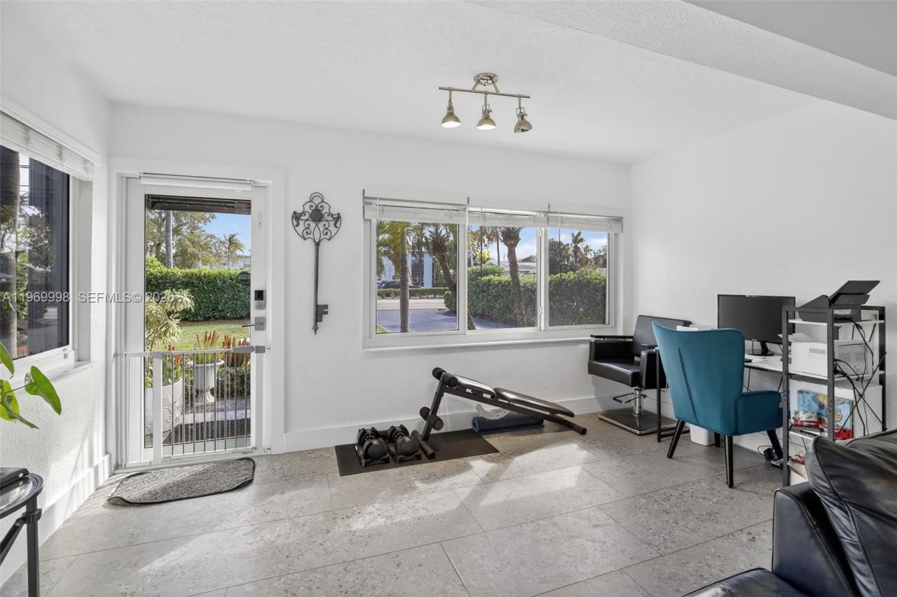 2245 Johnson St , Hollywood, FL 33020 Photo