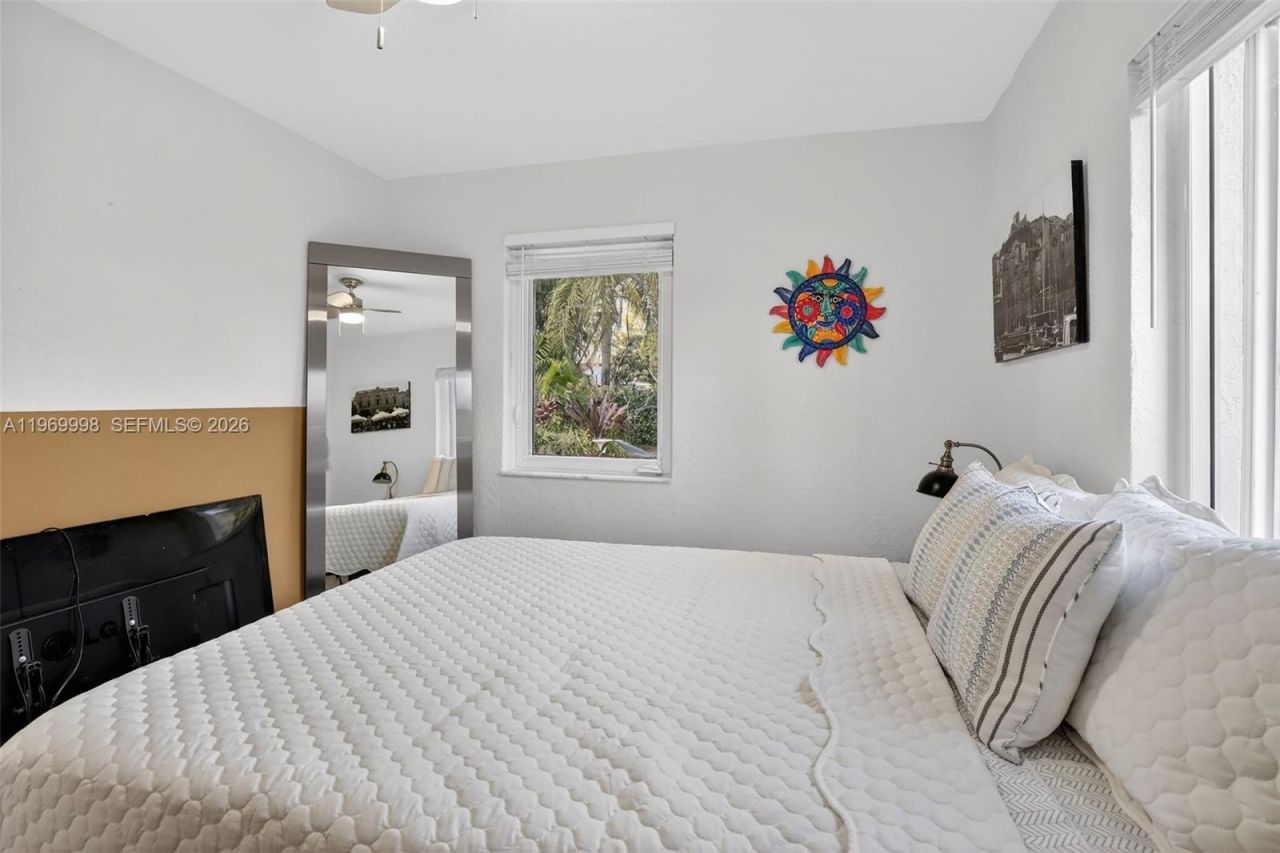 2245 Johnson St , Hollywood, FL 33020 Photo