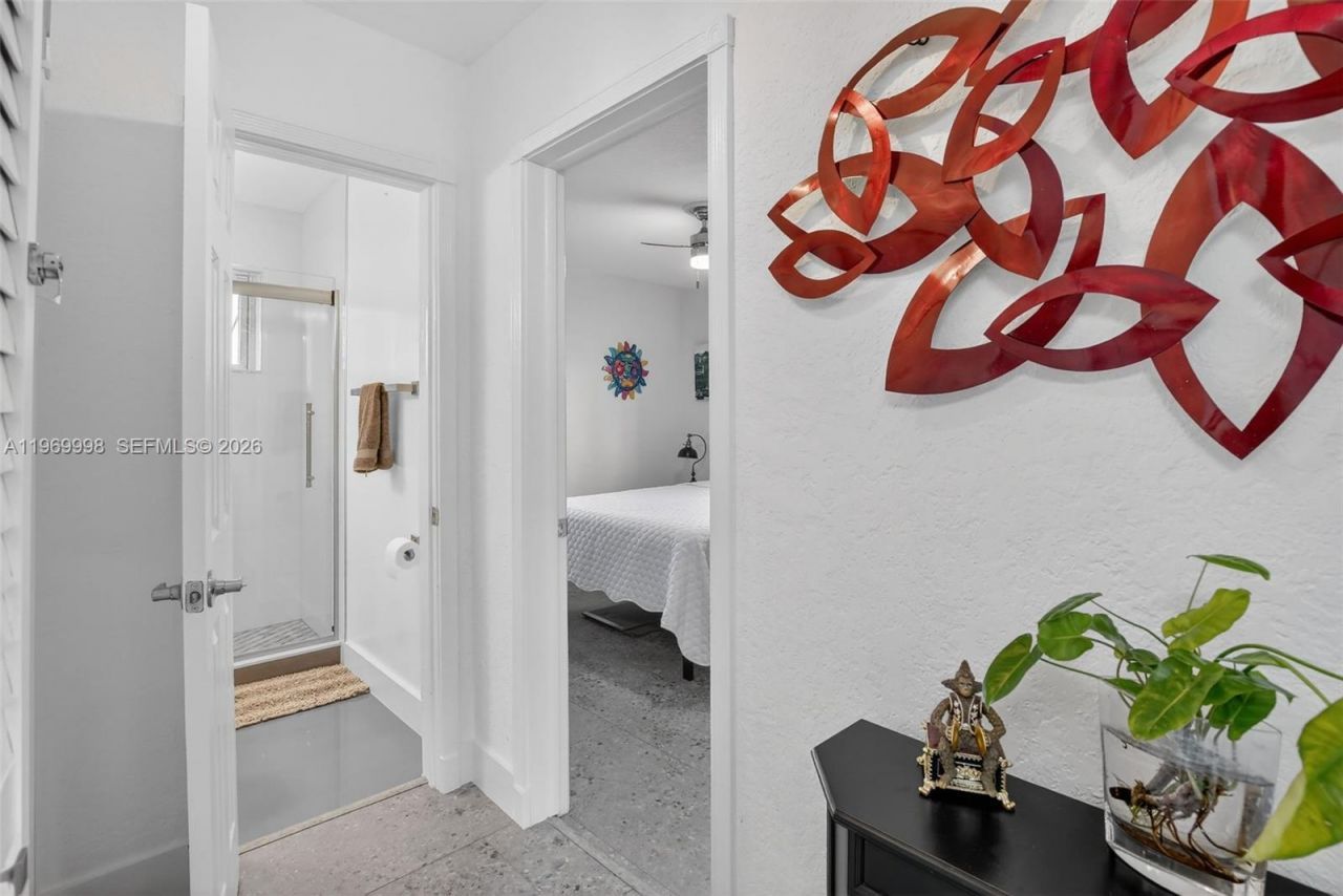 2245 Johnson St , Hollywood, FL 33020 Photo