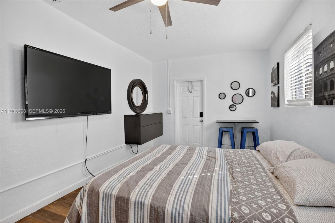 2245 Johnson St , Hollywood, FL 33020 Photo