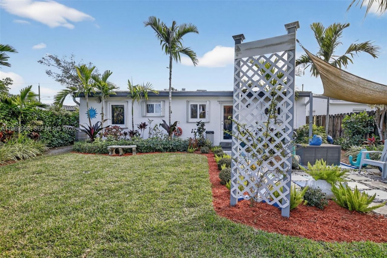 2245 Johnson St , Hollywood, FL 33020 Photo