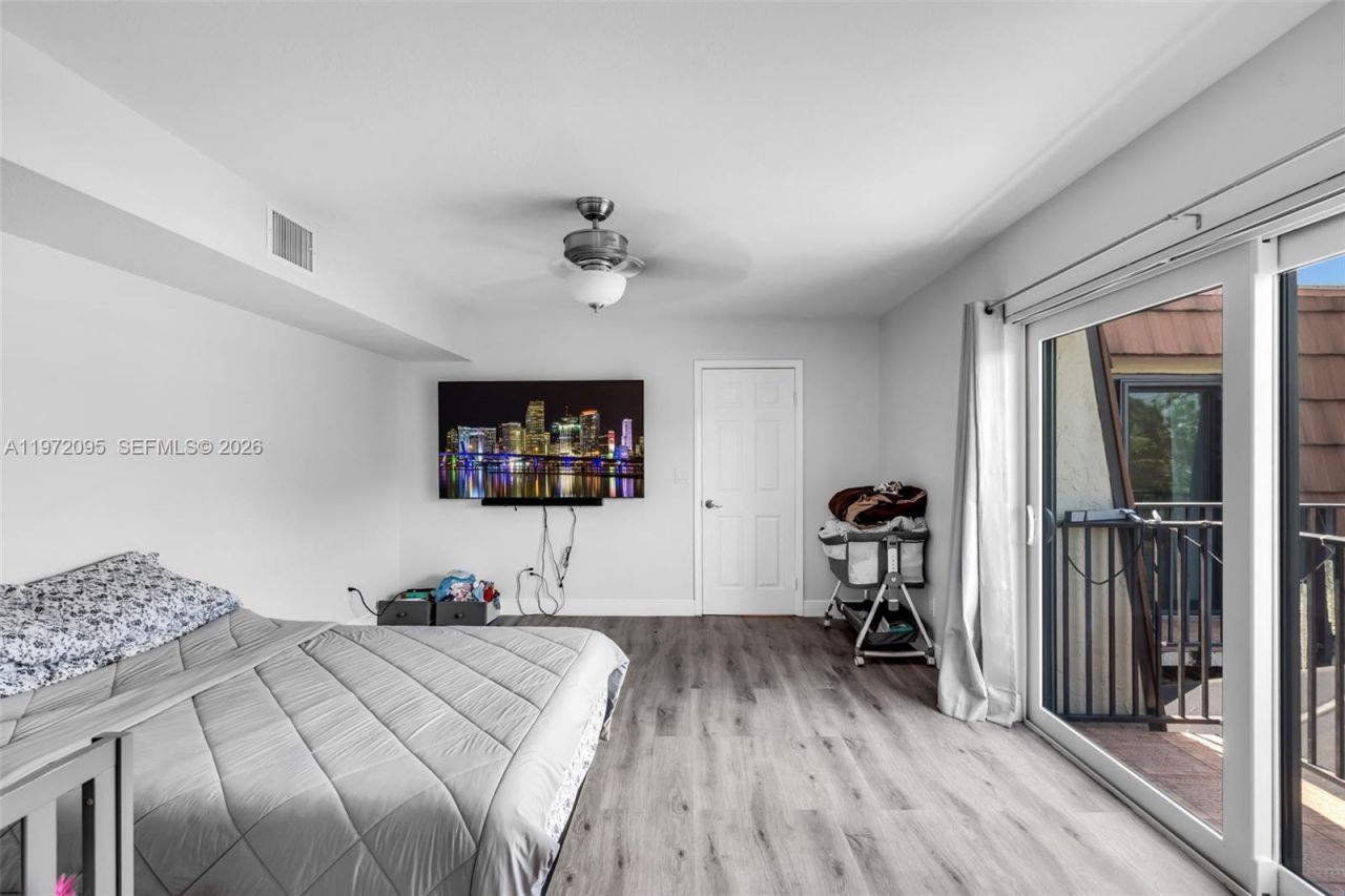 11903 SW 11th Ct , Davie, FL 33325 Photo