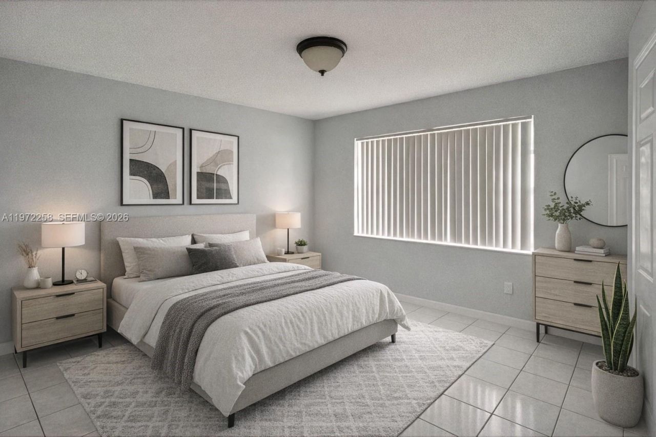 10900 NW 7th St, Unit 101, Miami, FL 33172 Photo