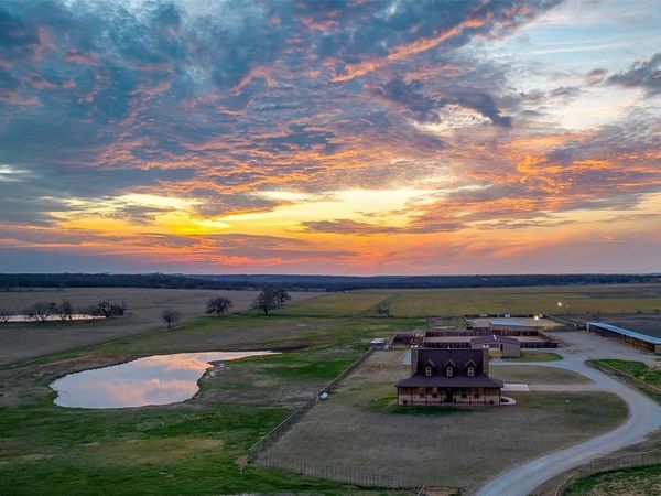 2220 Lazy Bend Road, Millsap, TX 76066