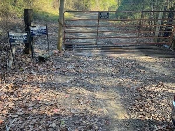 Goff Circle , Dyer, AR 72921