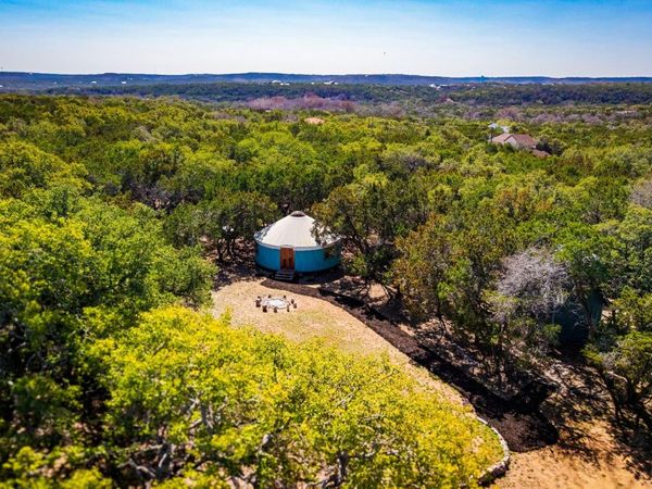 321 Lea LN, Wimberley, TX 78676