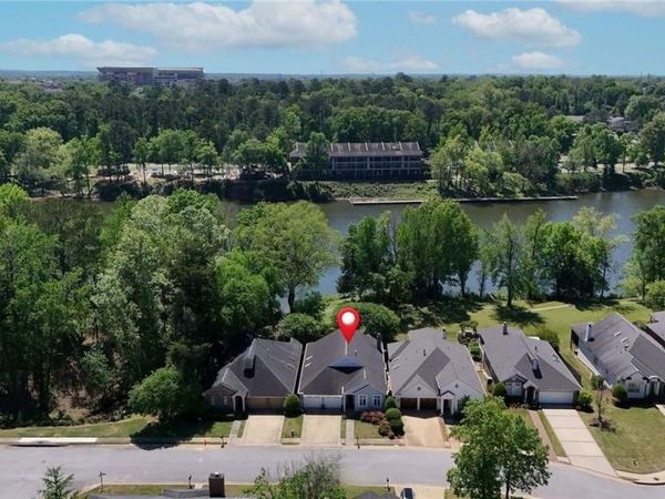 1633 River Ro Drive, Tuscaloosa, AL 35406