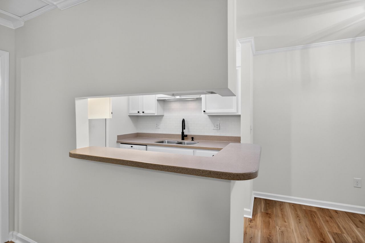 341 W Coleman Boulevard Photo 9