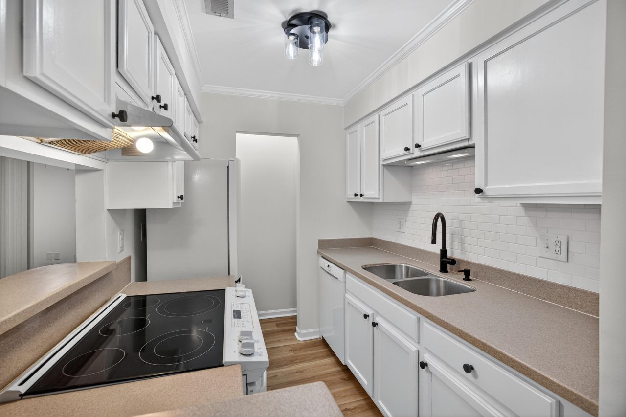 341 W Coleman Boulevard Photo 11