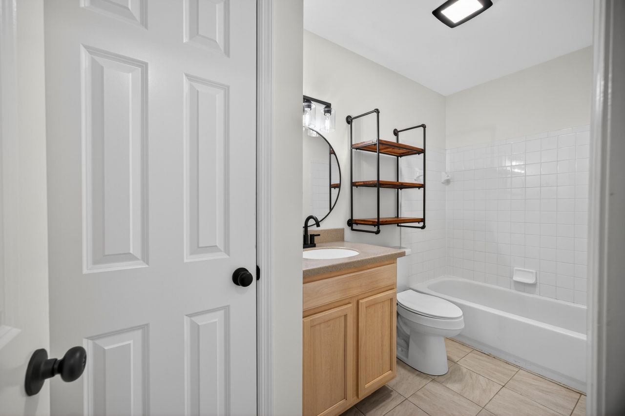 341 W Coleman Boulevard Photo 18