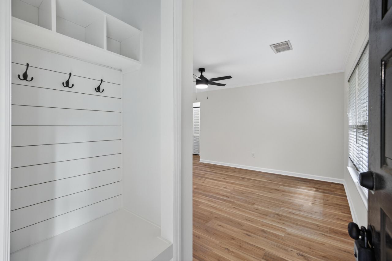 341 W Coleman Boulevard Photo 20