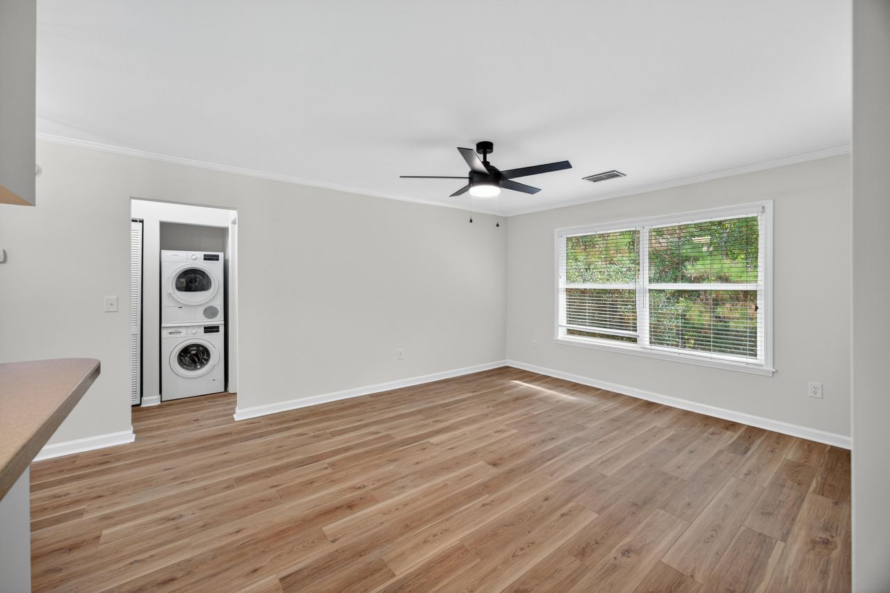 341 W Coleman Boulevard Photo 4