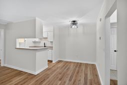 341 W Coleman Boulevard photo 4