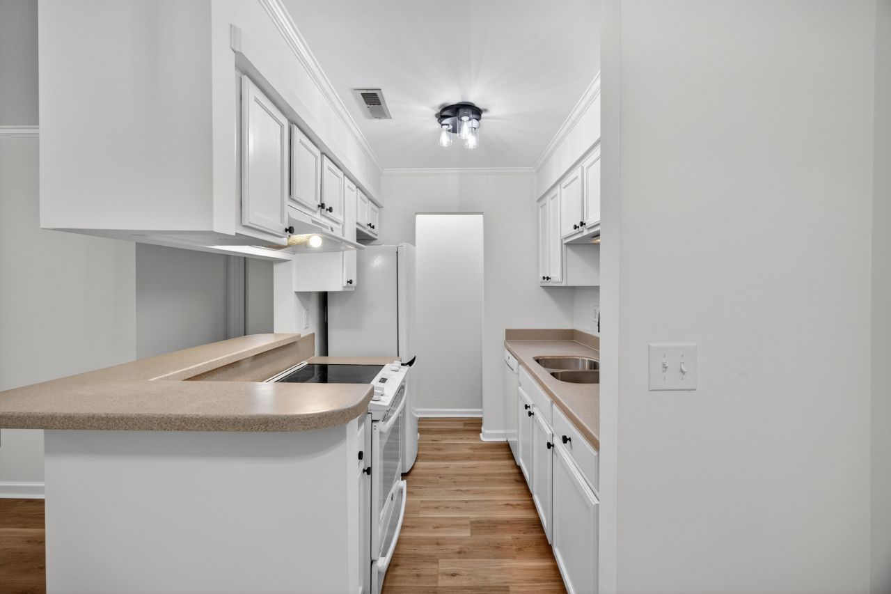 341 W Coleman Boulevard Photo 8