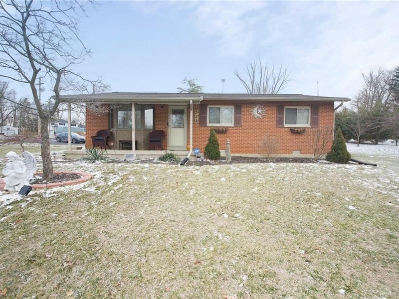 324 Crestway Road, Clayton, OH 45315 Photo 2