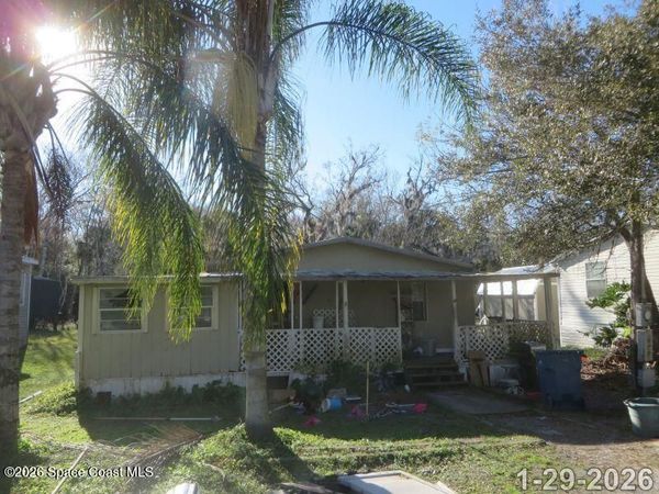 1462 Elizabeth Street , New Smyrna Beach, FL 32168