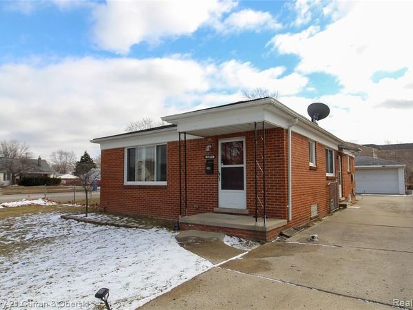 25815 Midway Street, Dearborn Heights, MI 48127
