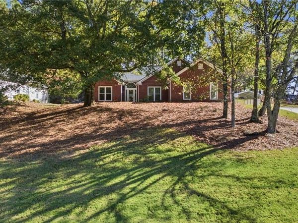 2515 Churchill Downs , Cumming, GA 30041