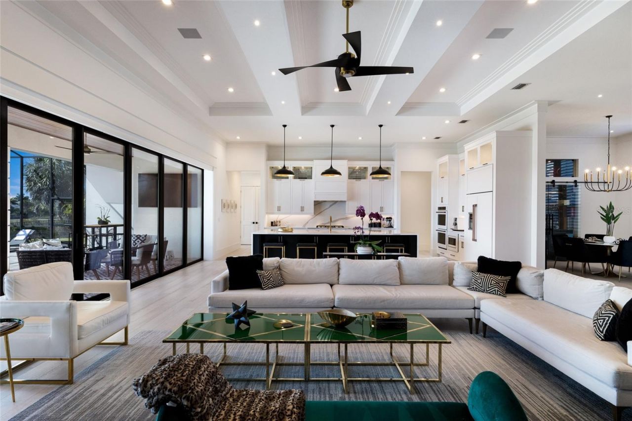 8428 Lindrick Lane, Bradenton, FL 34202 Photo