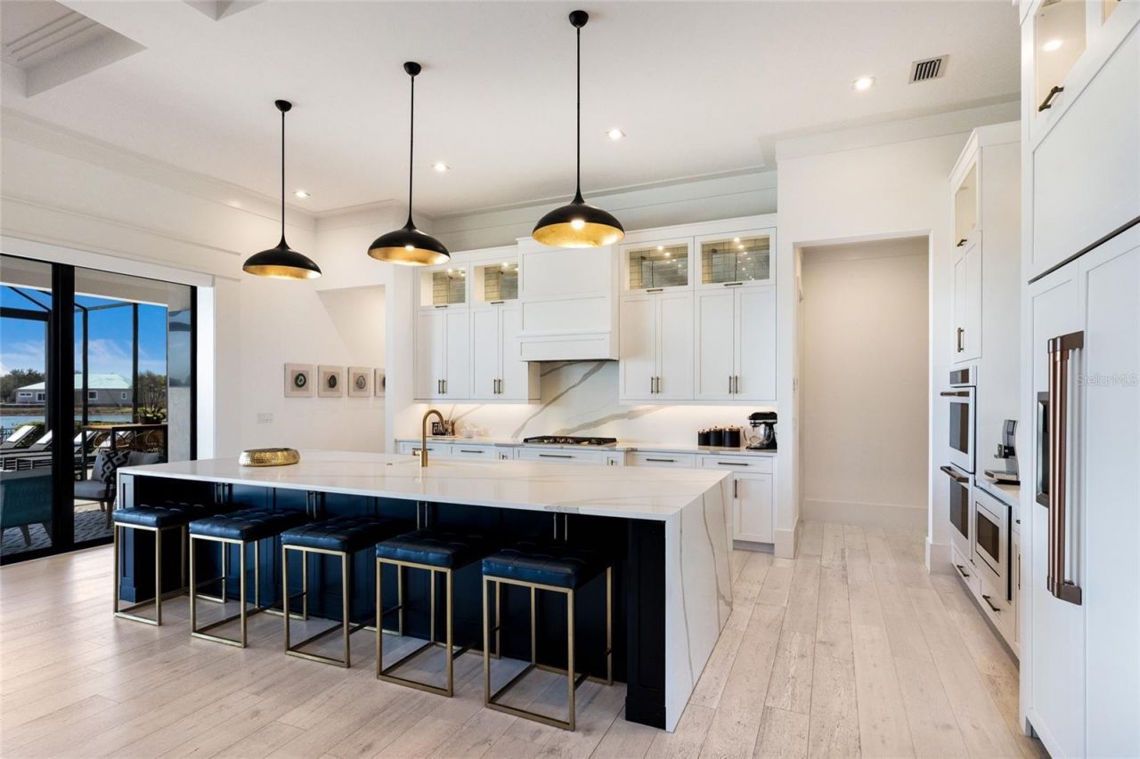 8428 Lindrick Lane, Bradenton, FL 34202 Photo