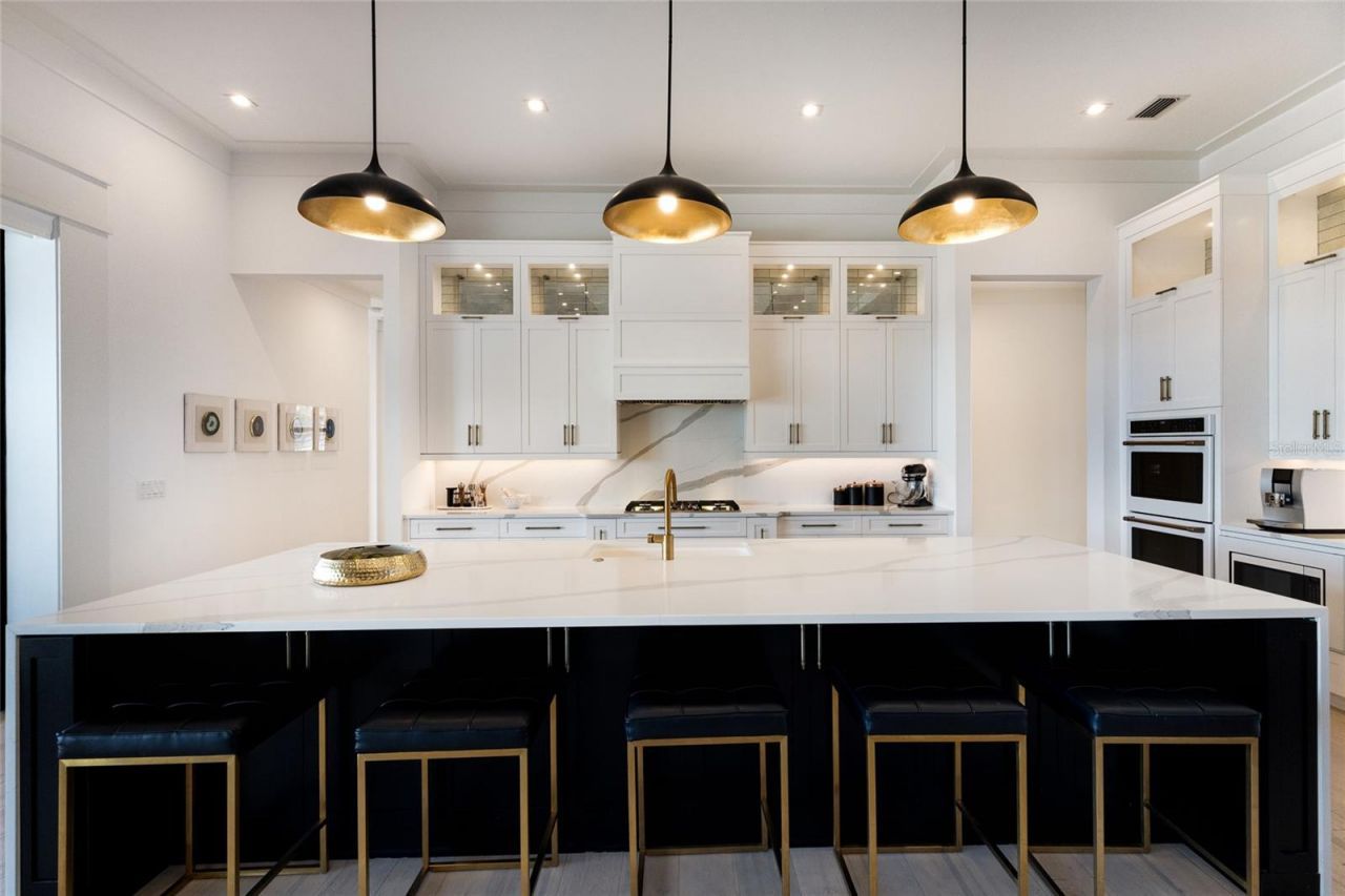 8428 Lindrick Lane, Bradenton, FL 34202 Photo