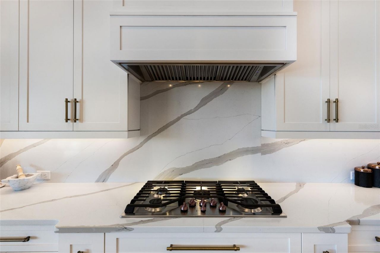 8428 Lindrick Lane, Bradenton, FL 34202 Photo