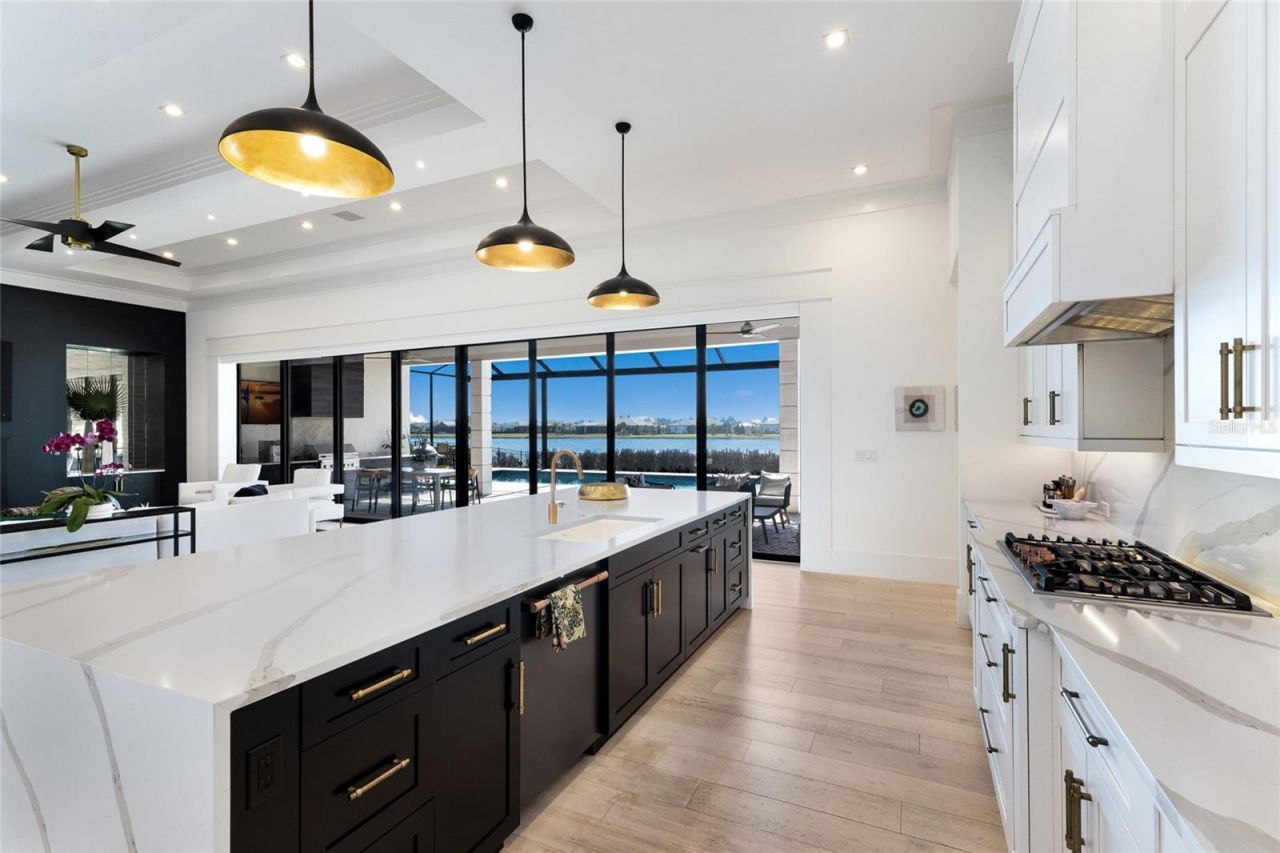 8428 Lindrick Lane, Bradenton, FL 34202 Photo