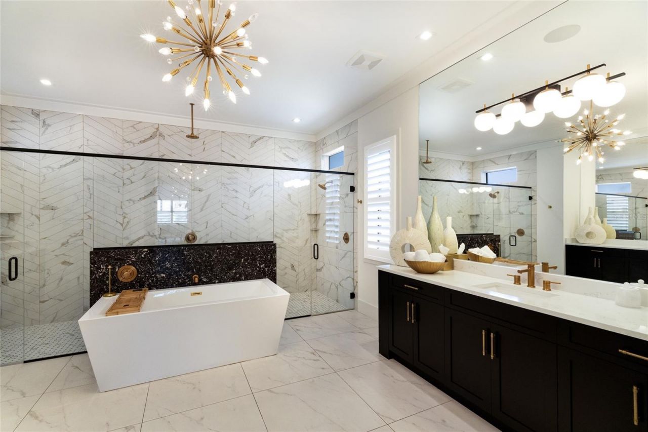 8428 Lindrick Lane, Bradenton, FL 34202 Photo