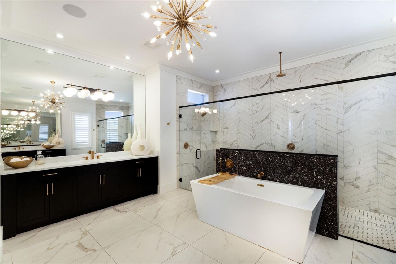 8428 Lindrick Lane, Bradenton, FL 34202 Photo