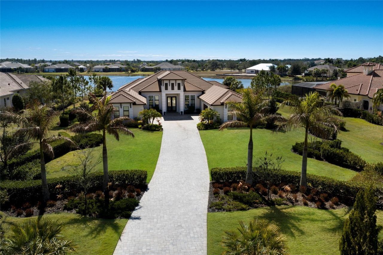 8428 Lindrick Lane, Bradenton, FL 34202 Photo