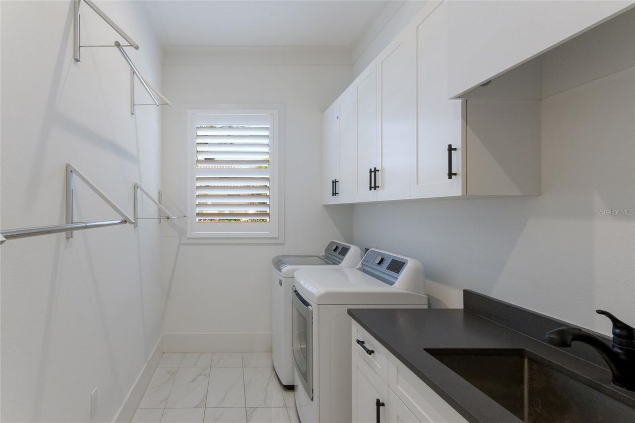 8428 Lindrick Lane, Bradenton, FL 34202 Photo