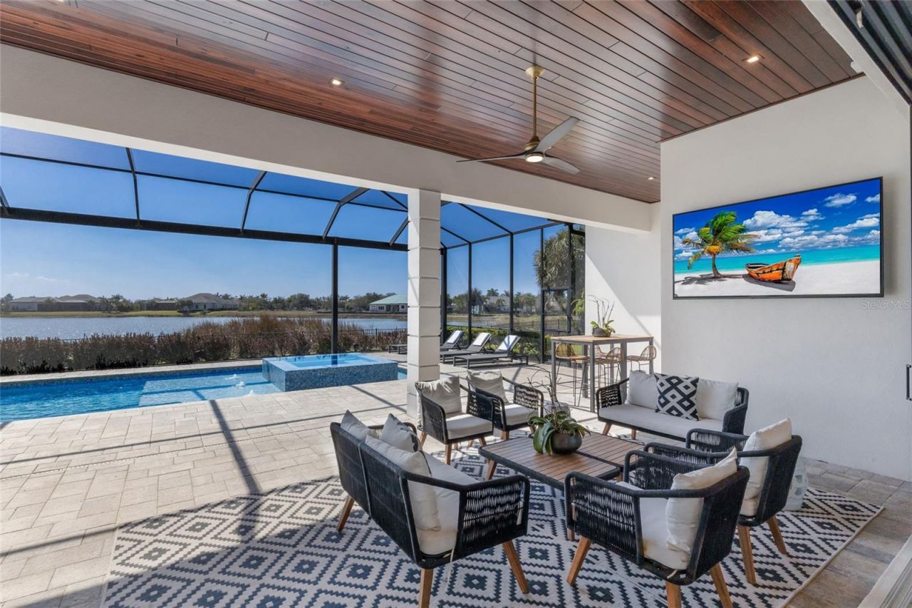 8428 Lindrick Lane, Bradenton, FL 34202 Photo