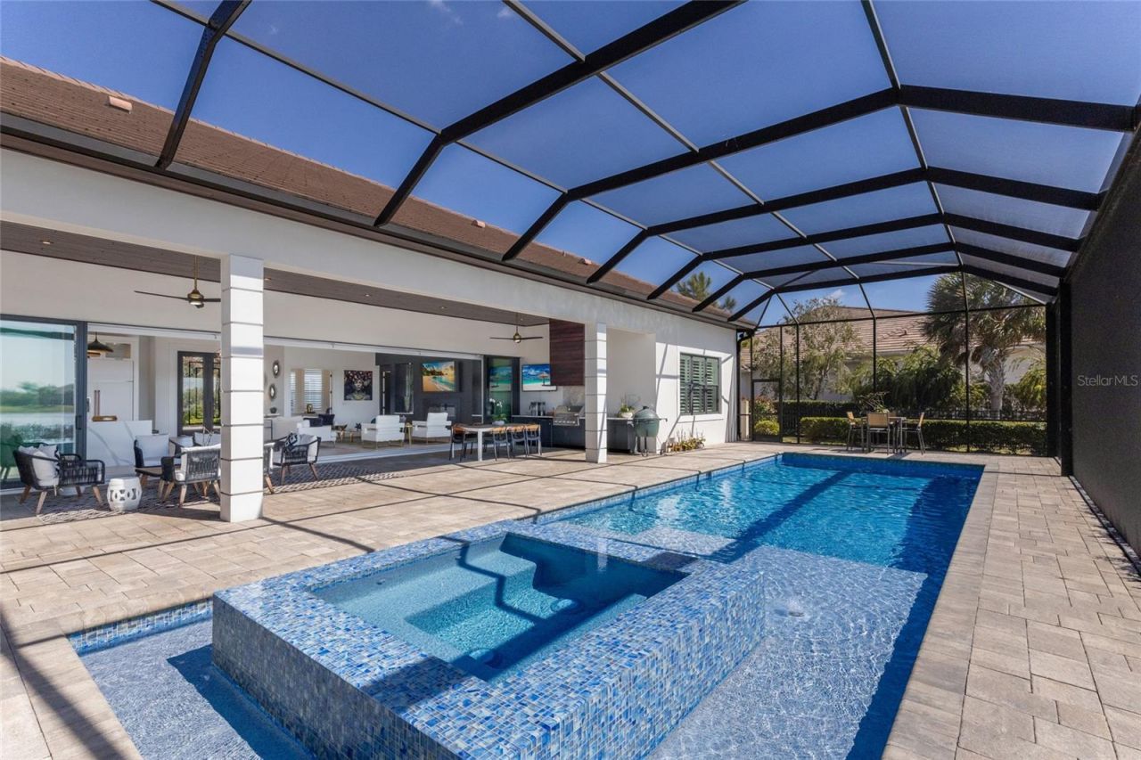 8428 Lindrick Lane, Bradenton, FL 34202 Photo