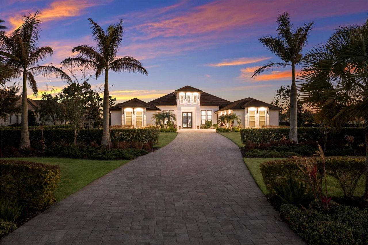 8428 Lindrick Lane, Bradenton, FL 34202 Photo