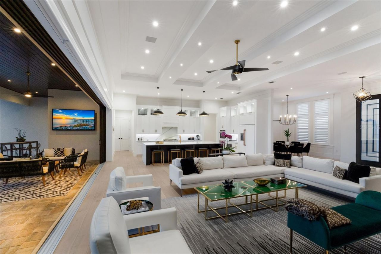 8428 Lindrick Lane, Bradenton, FL 34202 Photo